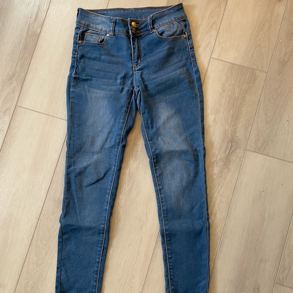 Plain, denim jeans, size 3, stretchy, skinny